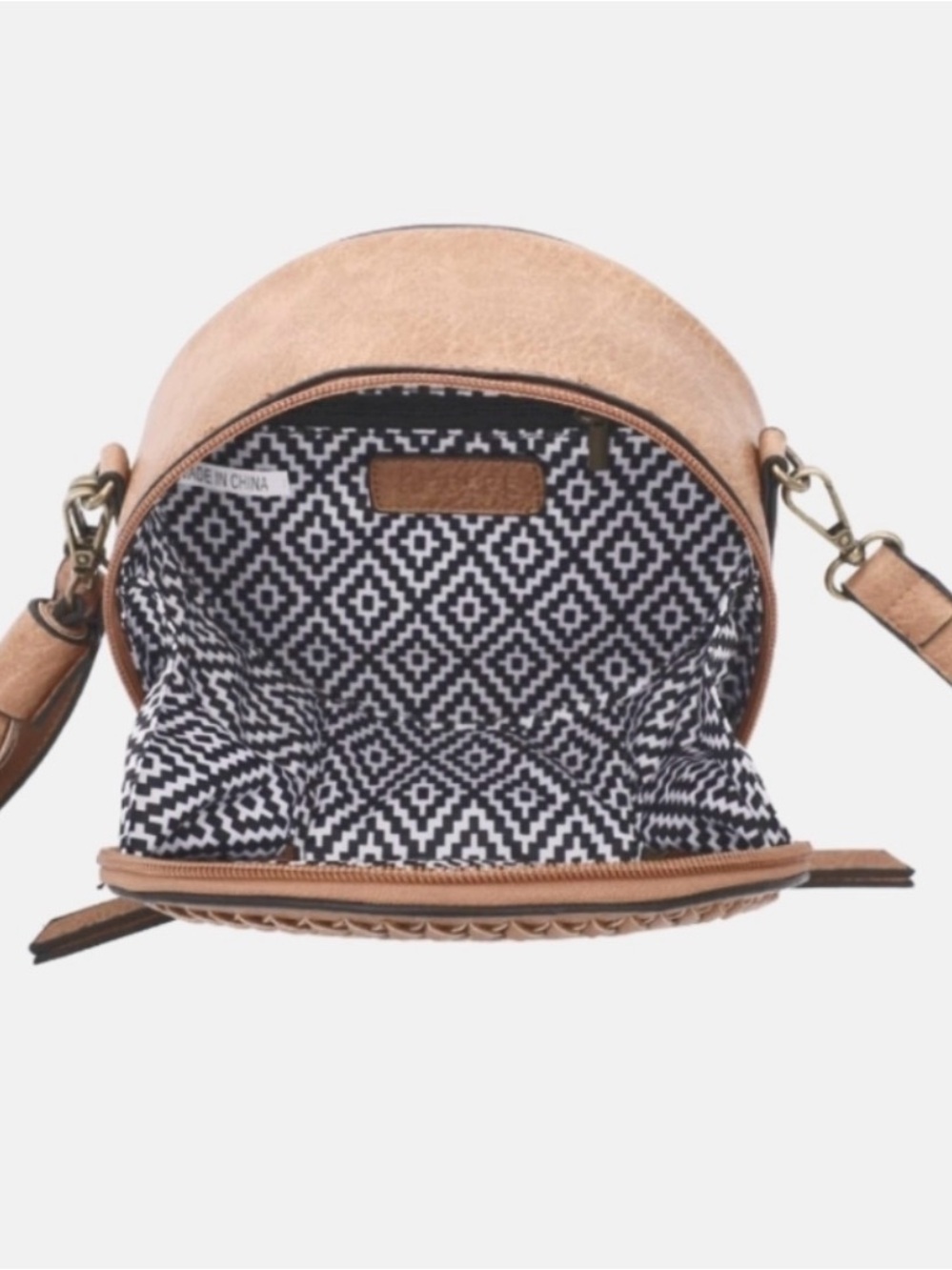 The Suzie classic crossbody round bag color nude NWT adj. strap boho style - Picture 2 of 10